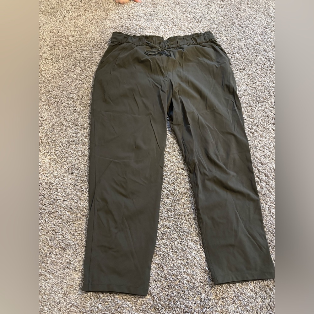 Lululemon Tie Waist traveler pant